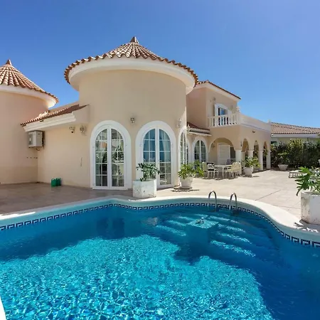 ヴィラ Sunny アデヘ